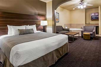 Best Western Plus Hill Country Suites – San Antonio